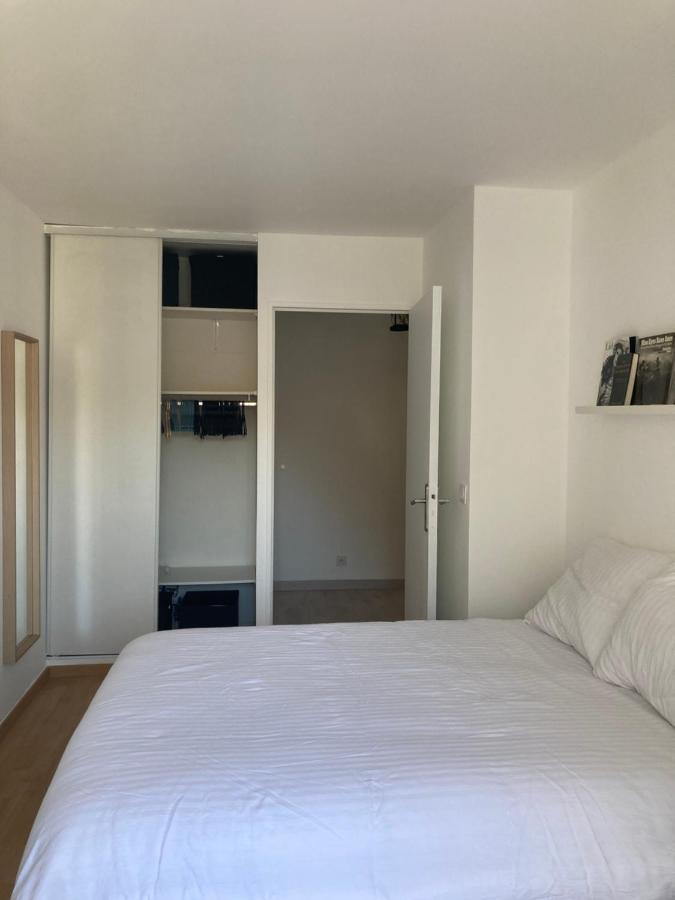 Comfy Flat 7 Min Away From Disney Serris Exterior photo