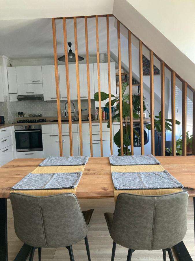 Comfy Flat 7 Min Away From Disney Serris Exterior photo