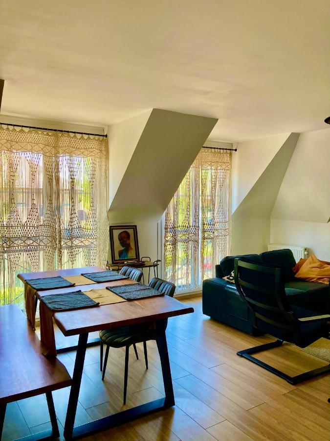 Comfy Flat 7 Min Away From Disney Serris Exterior photo