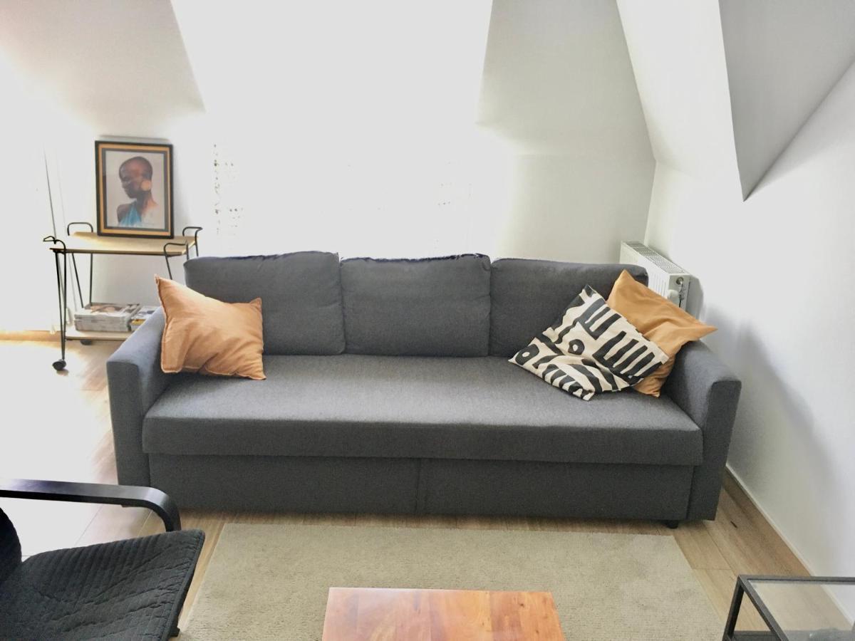 Comfy Flat 7 Min Away From Disney Serris Exterior photo